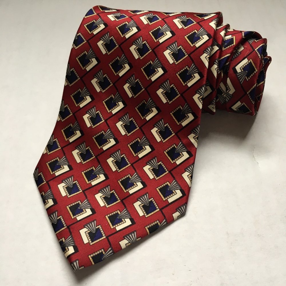 Valentino Cranberry Red Hand Tailored Silk Men’s Necktie